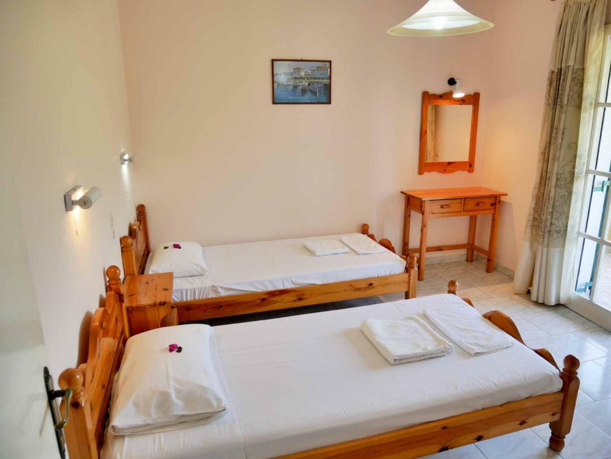 Yiannis Apartments Agios Georgios Pagoi Corfu Agios Georgios Pagon Exterior photo