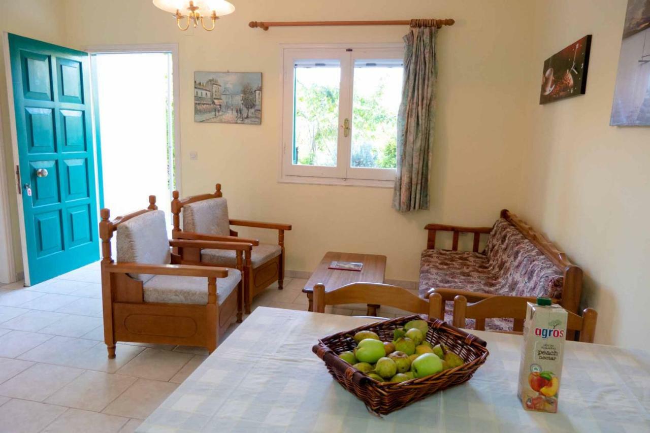 Yiannis Apartments Agios Georgios Pagoi Corfu Agios Georgios Pagon Exterior photo